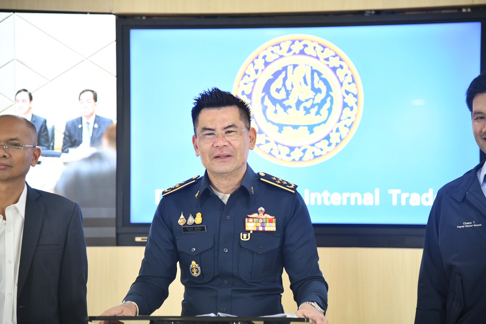 ภูมิธรรมนัดเอกชนแถลงลดราคาสินค้า 2 ต.ค. 2566 ชี้ส่วนใหญ่ทรงตัว