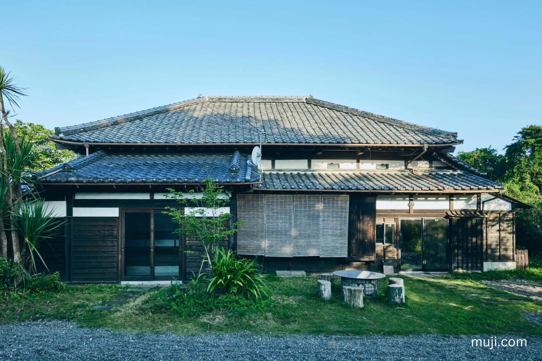 MUJI รีโนเวตบ้านเก่าทำ “ที่พัก” ทั้งได้เงินและช่วยลดปัญหา “บ้านร้าง” ในญี่ปุ่น