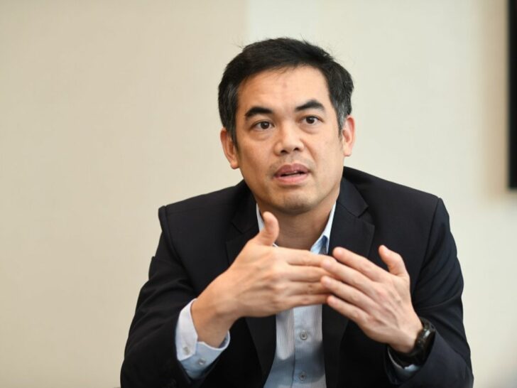 ดร.พิพัฒน์ เหลืองนฤมิตชัย ดร.พิพัฒน์ เหลืองนฤมิตชัย