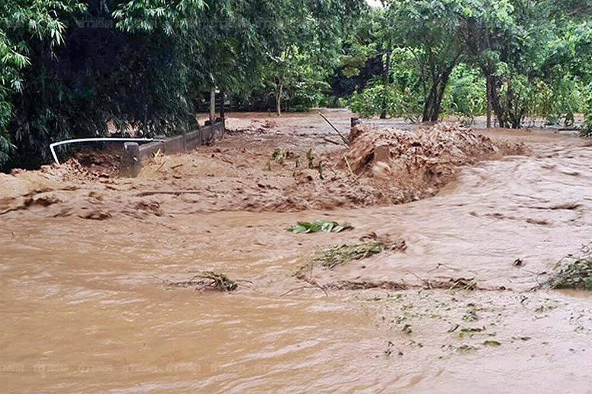 เตือน 9 จังหวัด เสี่ยงดินถล่ม-น้ำป่าไหลหลาก จากฝนตกหนัก