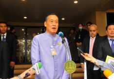 เศรษฐา ทวีสิน