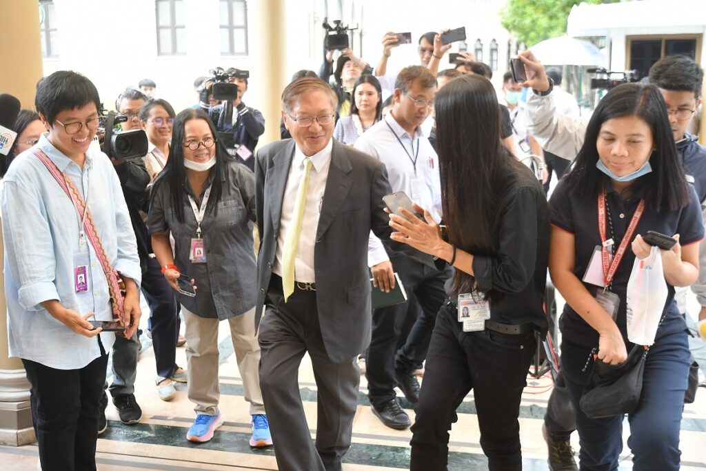 พรหมินทร์ เลิศสุริย์เดช