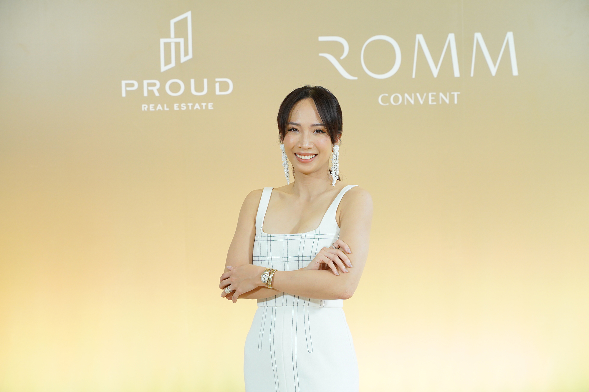 พราวพุธ ลิปตพัลลภ