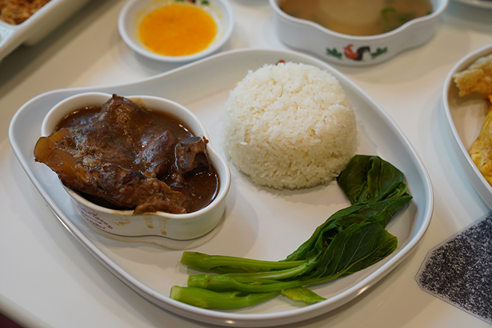 ข้าวซี่โครงหมูอบ