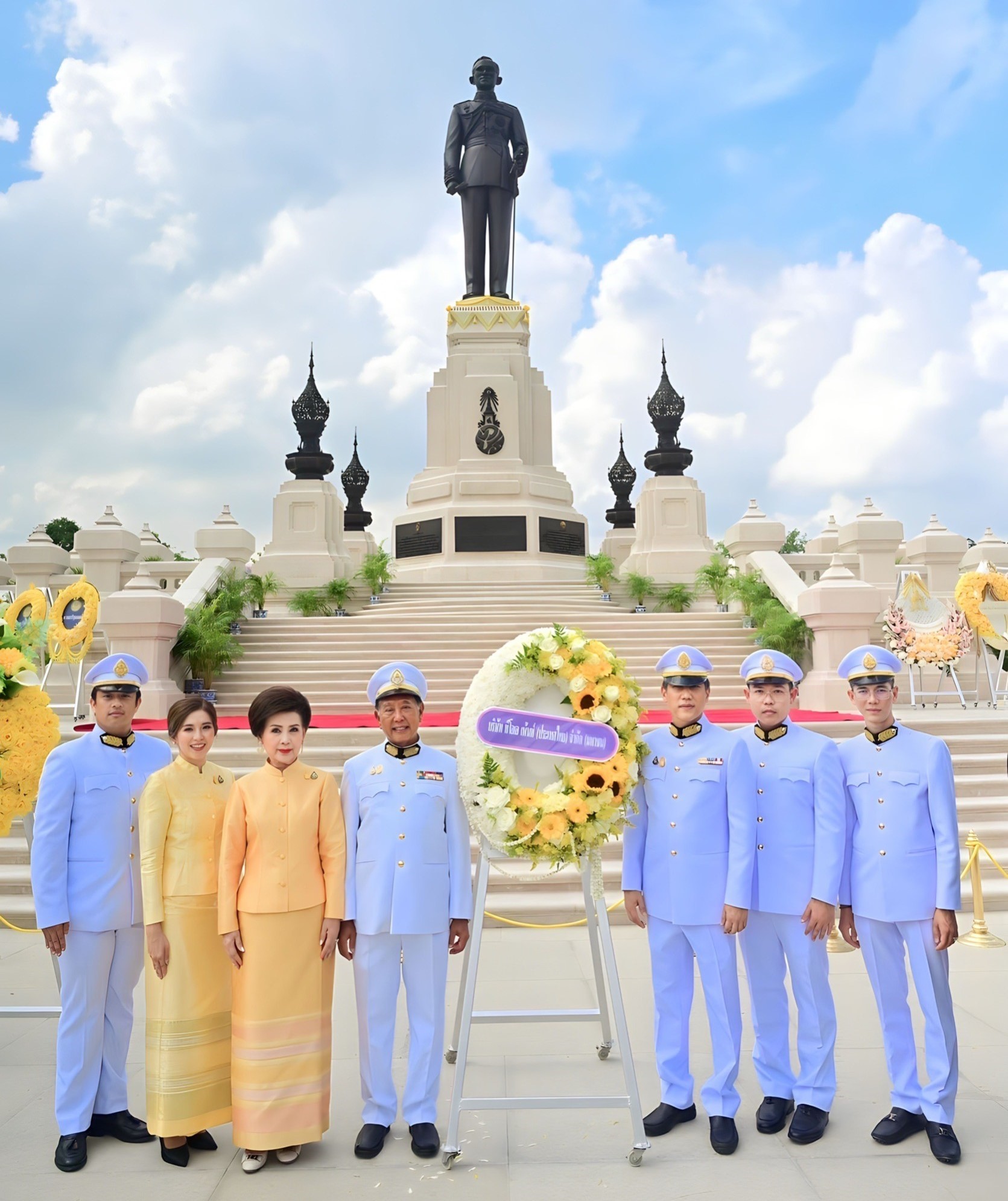 TOAน้อมรำลึกในพระมหากรุณาธิคุณ ร.9 เนื่องใน วันนวมินทรมหาราช