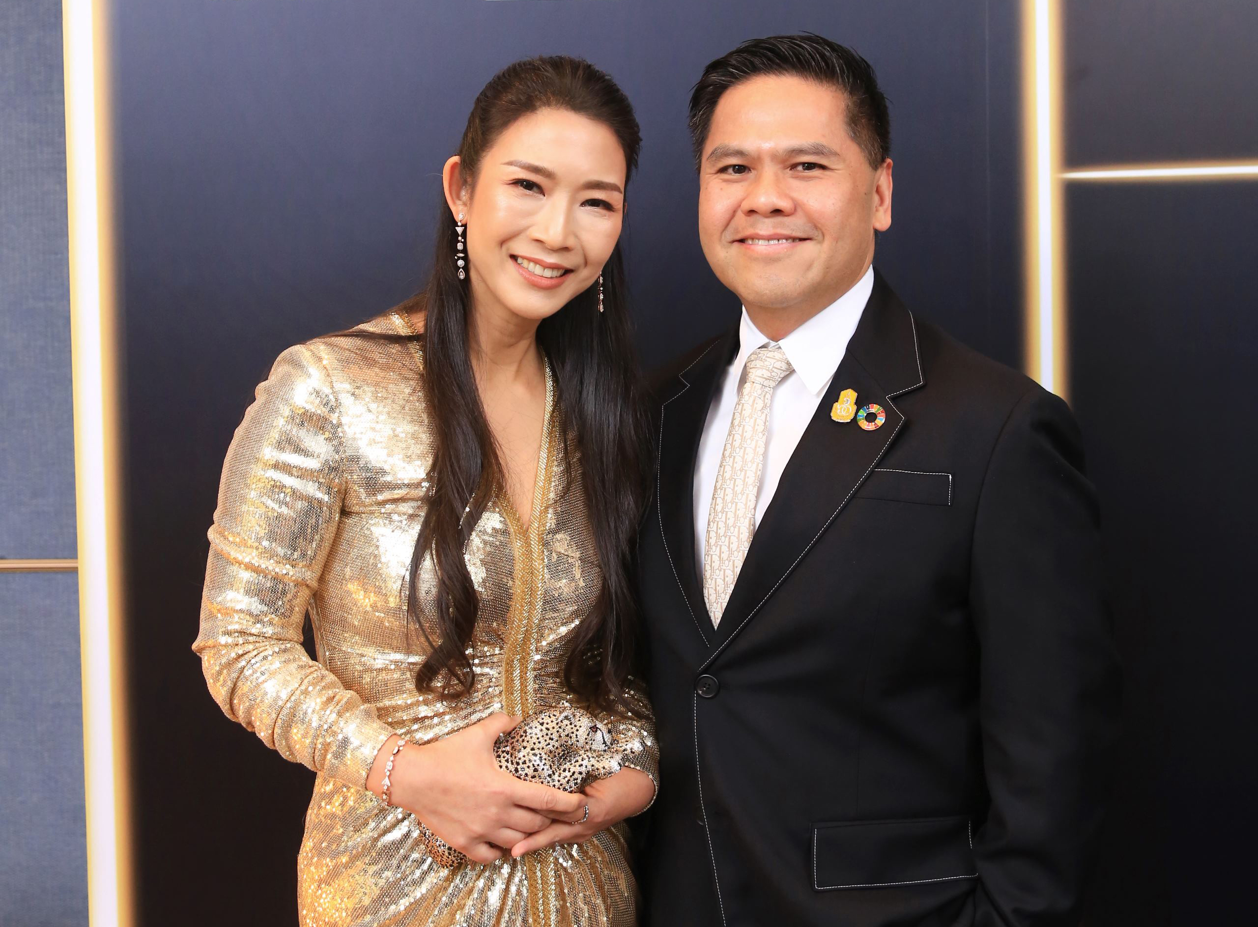 ดร.สุวรรณา - วราวุธ ศิลปอาชา