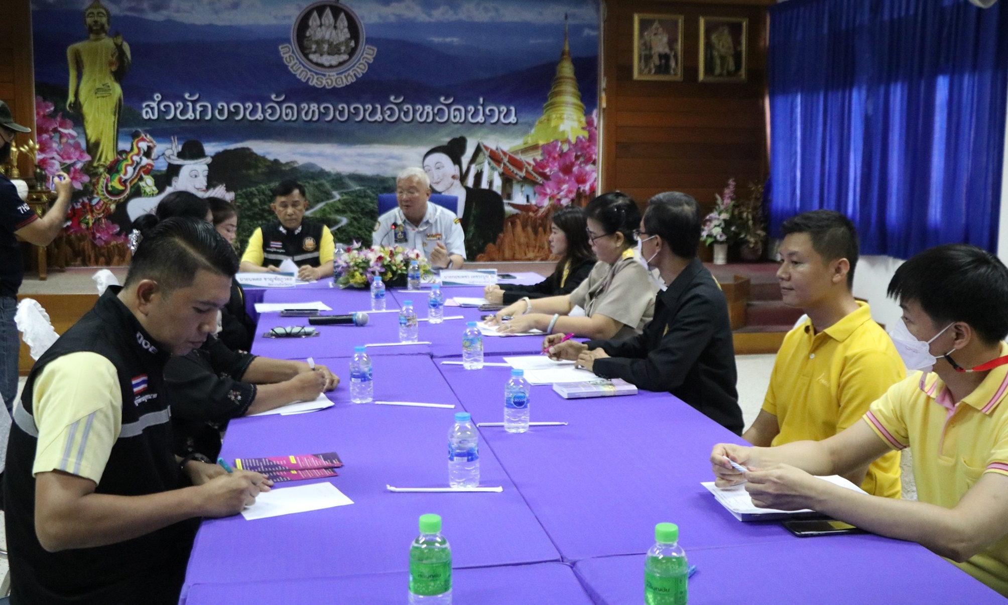 แรงงานจังหวัดน่าน ตั้งกลุ่มไลน์ช่วย 898 คน ยังไร้ข้อมูลในอิสราเอล