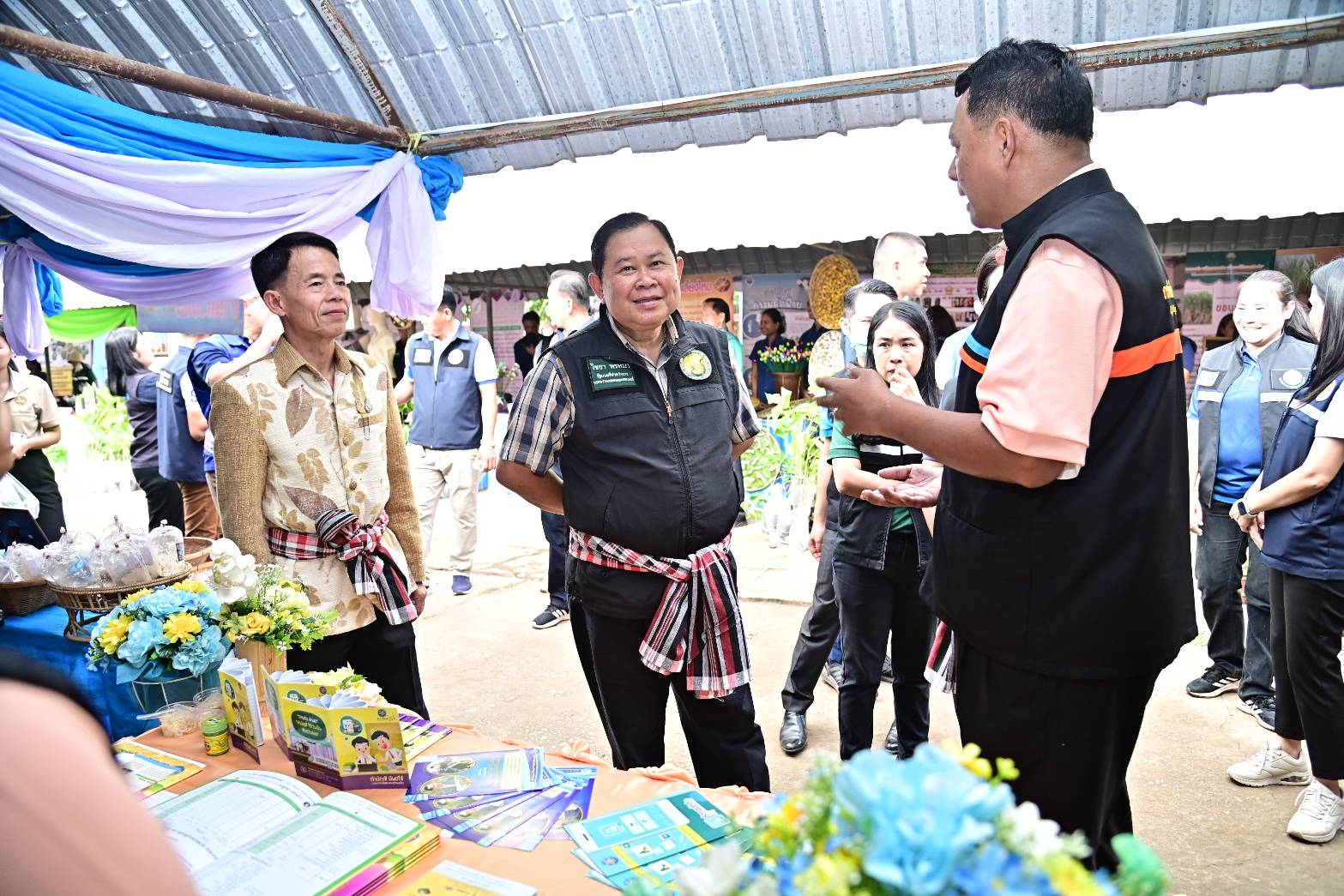 “ไชยา” รมช.เกษตร ลุยหนองบัวลำภูตามความคืบหน้าแหล่งน้ำลุ่มน้ำลำพะเนียง