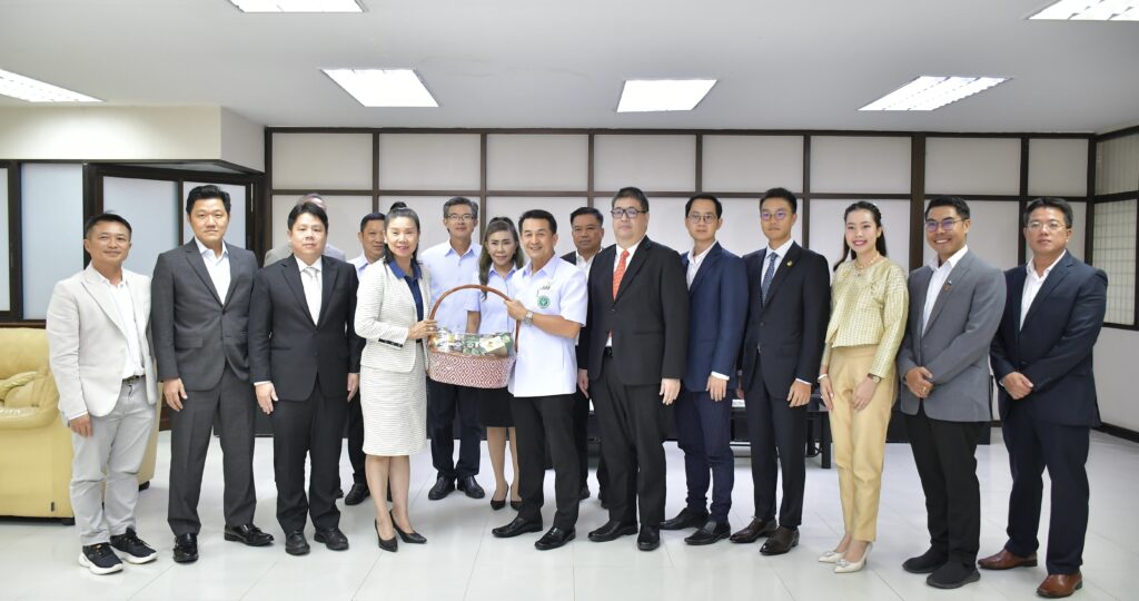 ู้ประกอบการพืชกัญชง-กัญชา พบ รมว.สาธารณสุข 