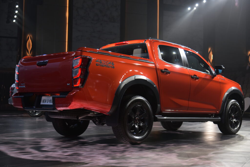 “อีซูซุ ดีแมคซ์” (ISUZU D-MAX 2023
