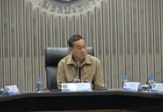 เศรษฐา ทวีสิน