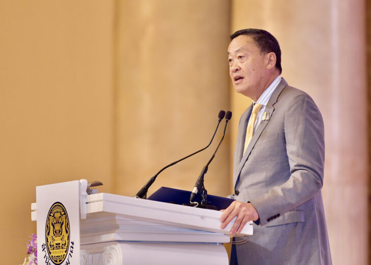 เศรษฐา ทวีสิน