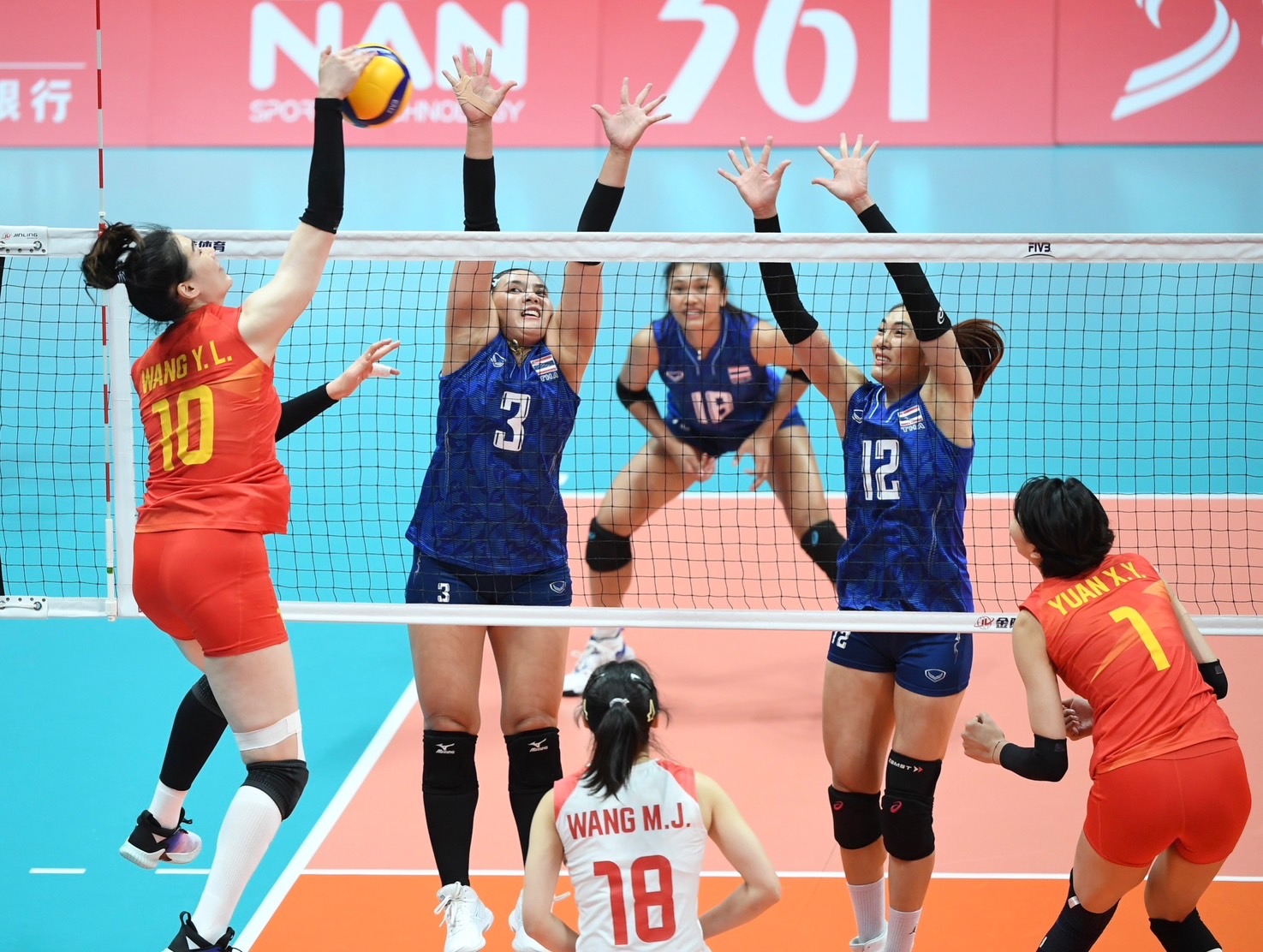 วอลเลย์บอลหญิงเอเชียนเกมส์ สาวไทยสุดต้าน พ่ายจีน 0-3 เซต ชิงทองแดงกับเวียดนาม