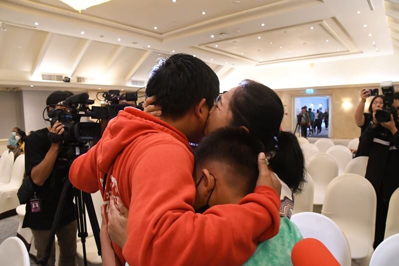 พิพัฒน์ เผย อพยพคนไทยครบ 7 พันคน ต้นเดือน พ.ย. – ตายรวม 28 ราย