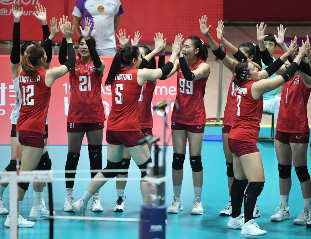 วอลเลย์บอลสาวไทย 