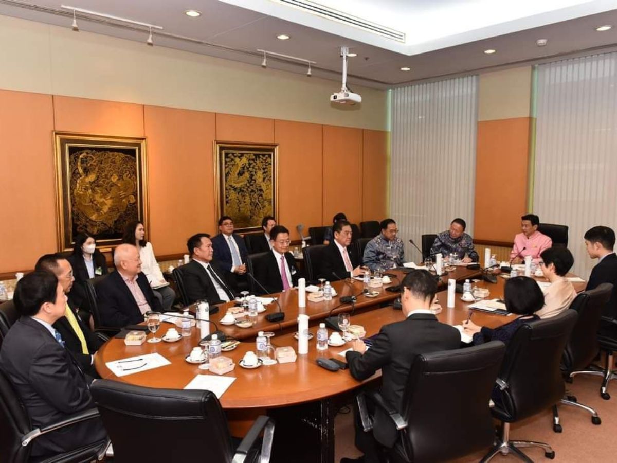 ทุนซาอุฯ เล็งปักหมุดไทยผุดโรงกลั่น-คลังน้ำมันสนใจแลนด์บริดจ์ หอการค้าหนุน FTA