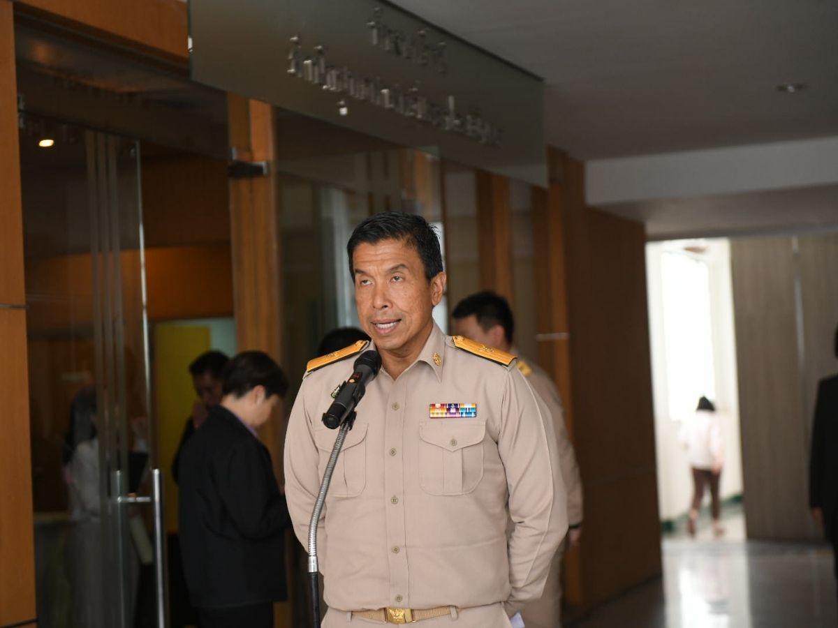 ชัชชาติ พร้อมขานรับนโยบายรัฐบาล ปิดผับตี 4 เหมาะทดลองช่วงปีใหม่