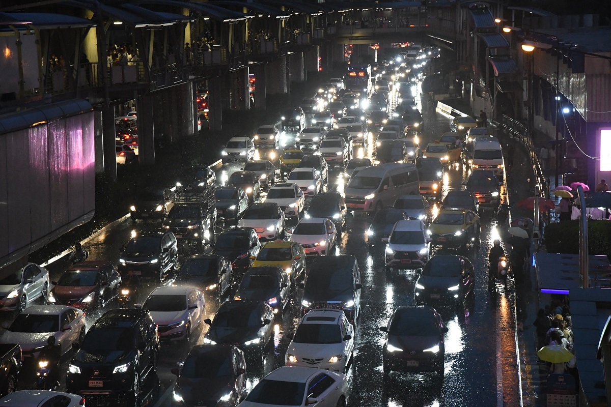 กทม.แจ้งเตือนประชาชนวันนี้ (9 พ.ย. 66) ฝนยังตกหนัก 60% ของพื้นที่