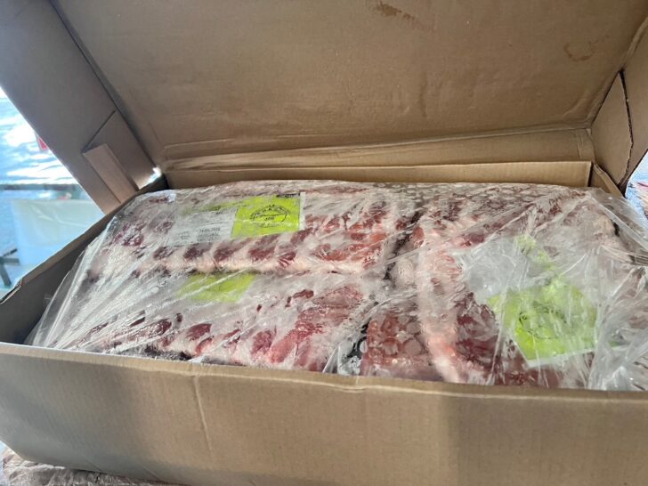 หมูเถื่อน