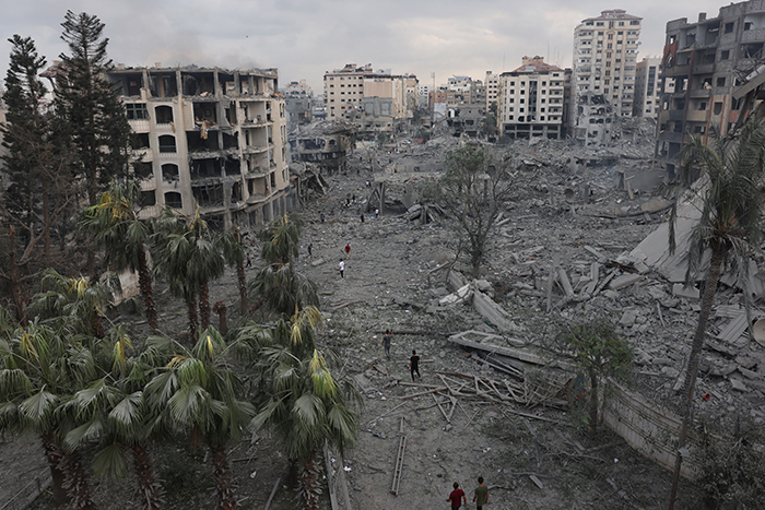 PALESTINIAN-ISRAEL-GAZA-CONFLICT ฉนวนกาซาหลังการโจมตีทางอากาศของอิสราเอล วันที่ 10 ตุลาคม 2023