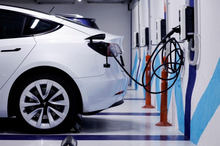 เปิดเงื่อนไขมาตรการอีวี 3.5 ซื้อเก๋ง-ปิกอัพ EV รับเงินอุดหนุนสูงสุด 100,000  บาท/คัน