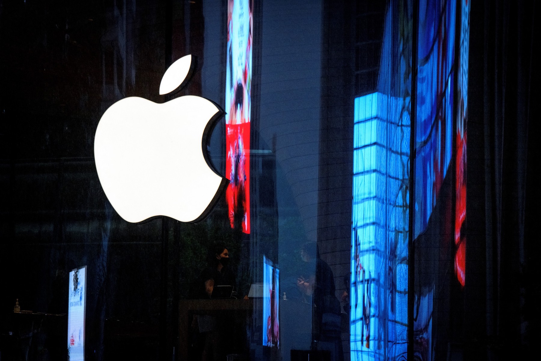 Apple จัดเต็ม Black Friday มอบบัตรของขวัญมูลค่าสูงสุด 7,200 บาท