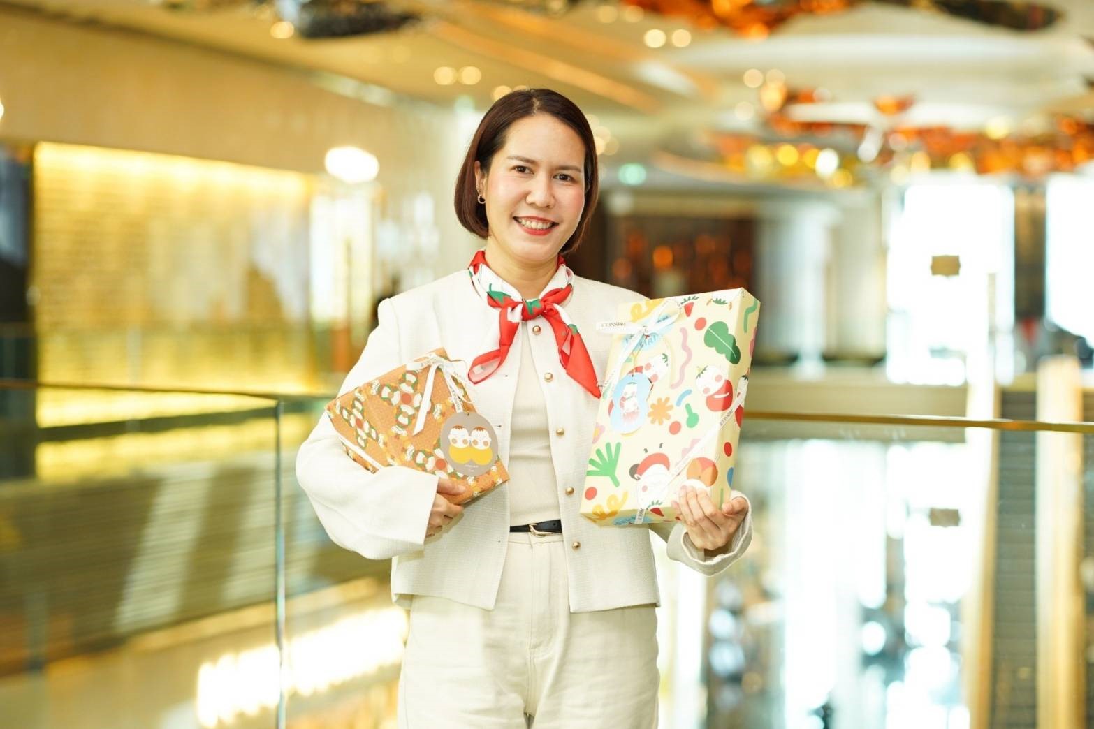 ไอคอนสยาม  ชวนศิลปินรุ่นใหม่ร่วมกันรังสรรค์ผลงาน