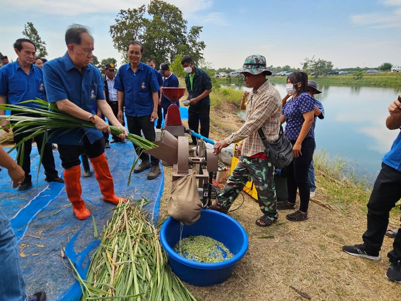 สถาบันปิดทองหลังพระฯ ติดตามโครงการต่อยอด กำปังโมเดล