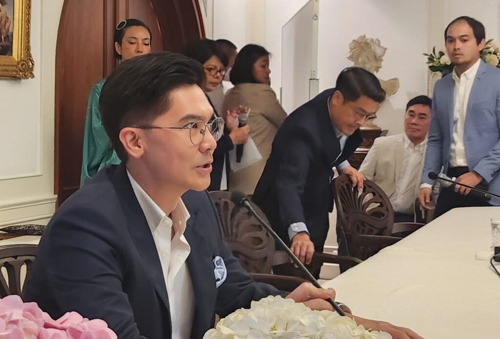 ณพ ณรงค์เดช