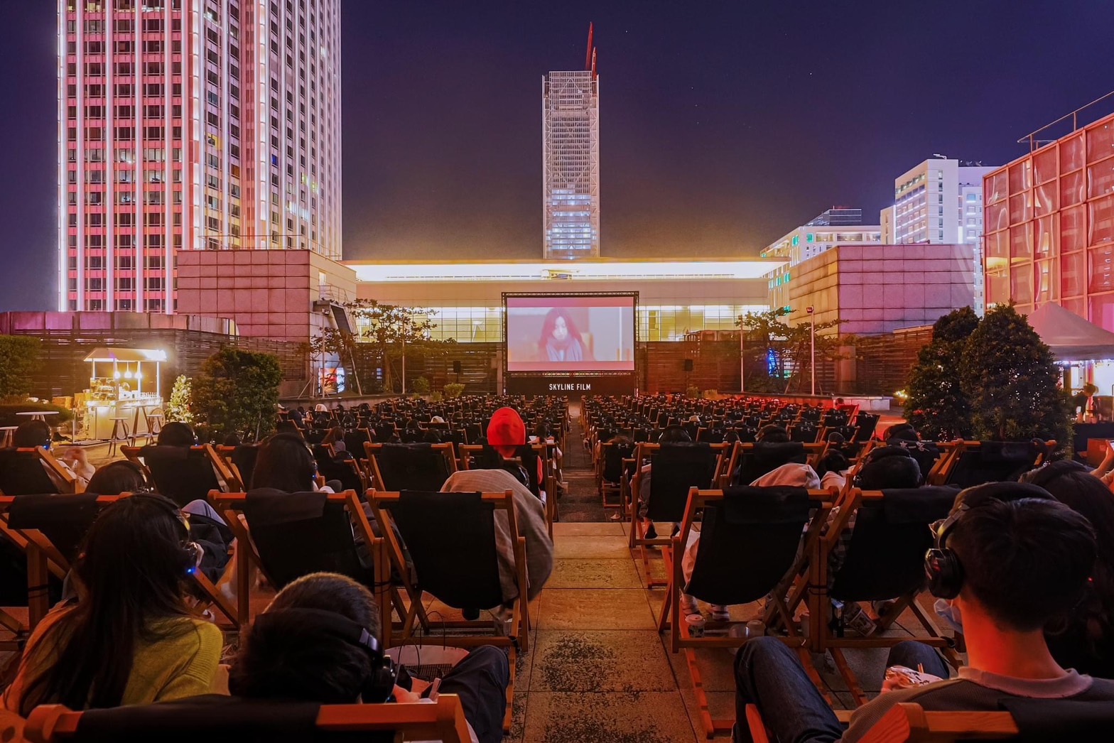 ดูหนังรักคลาสสิกบนดาดฟ้า เต็มอิ่ม 4 เรื่อง ที่ River City Bangkok