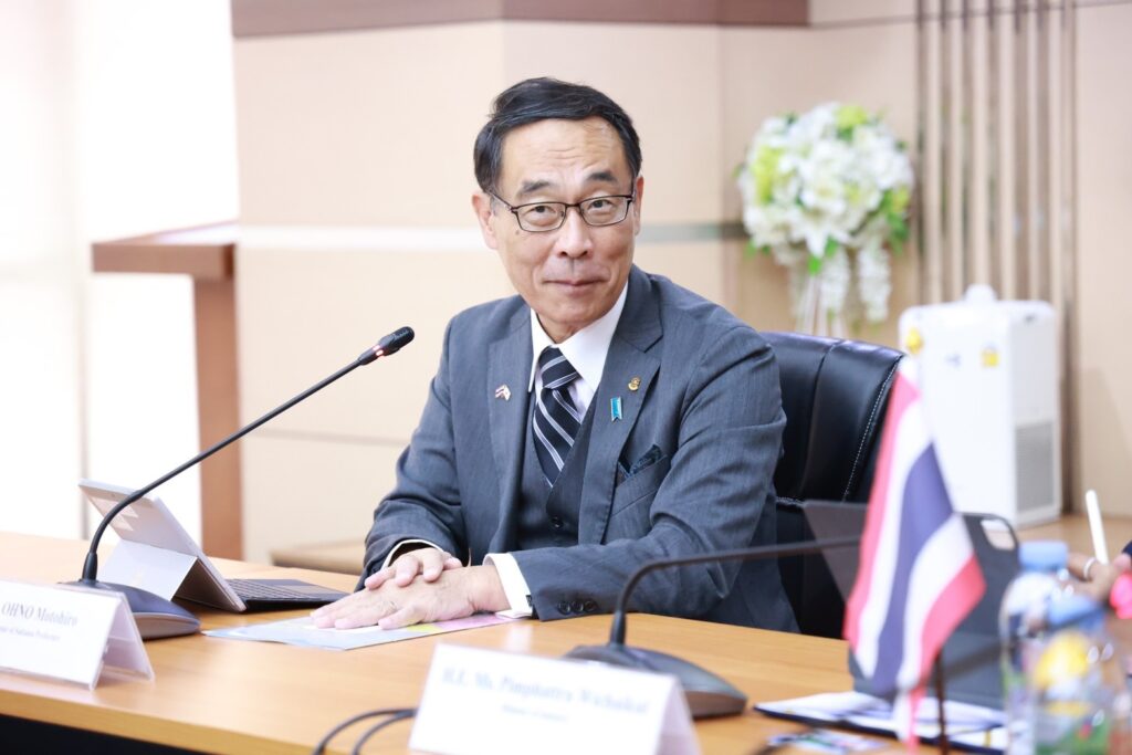 นายโอโนะ โมโตฮิโระ 