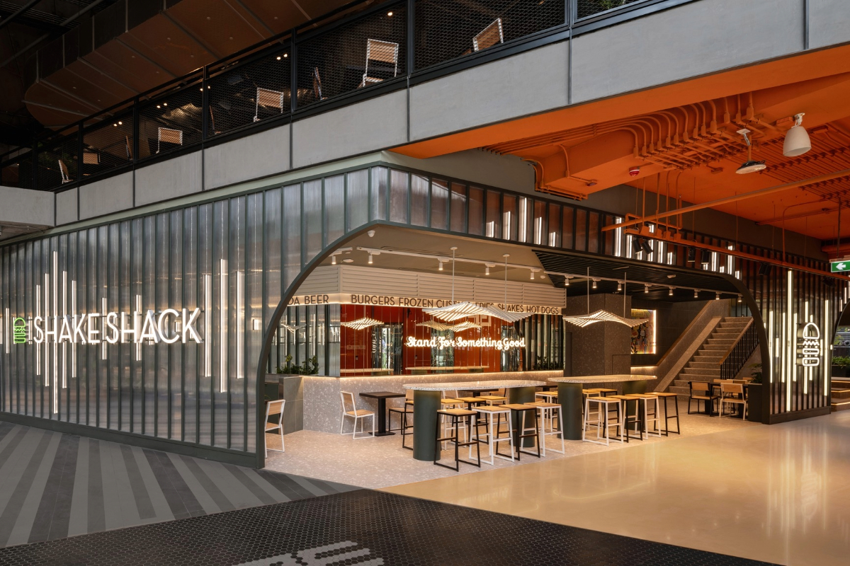 เผยโฉม Shake Shack สาขาที่ 2 ของไทยที่ The EMSPHERE