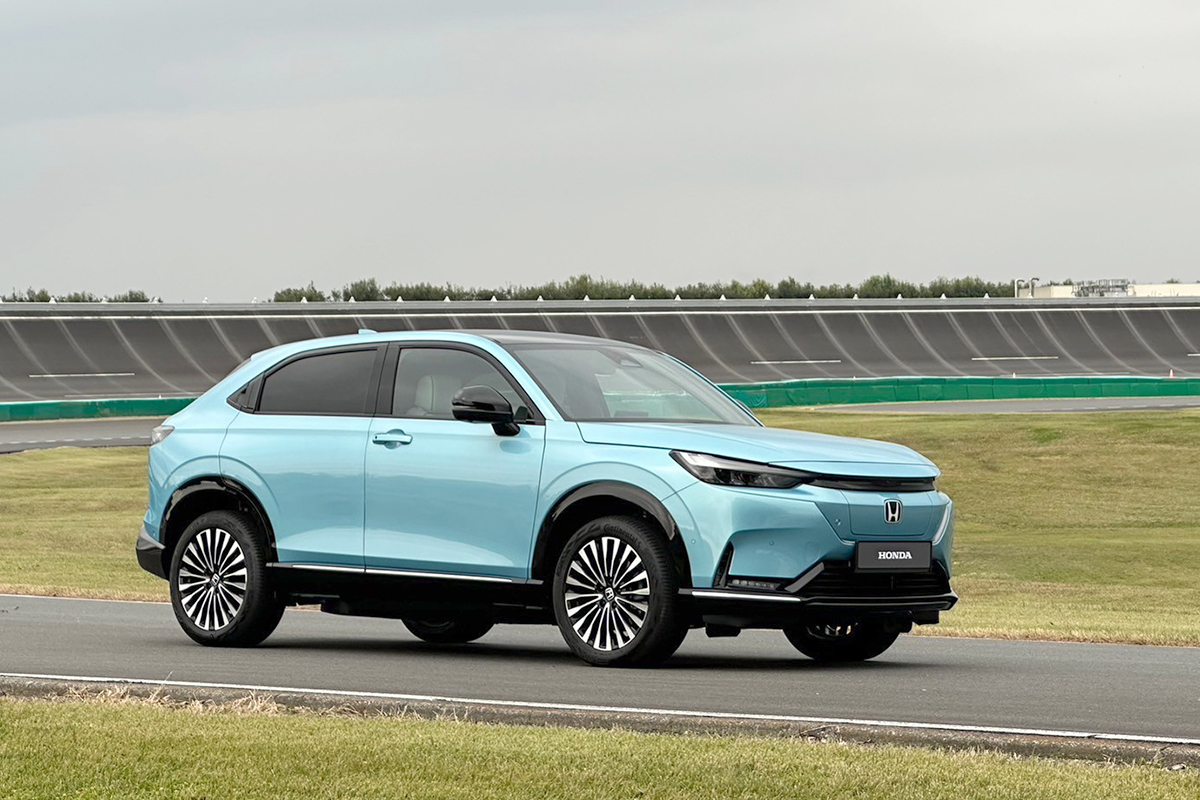Honda e:N1 EV อดใจรออีกนิด