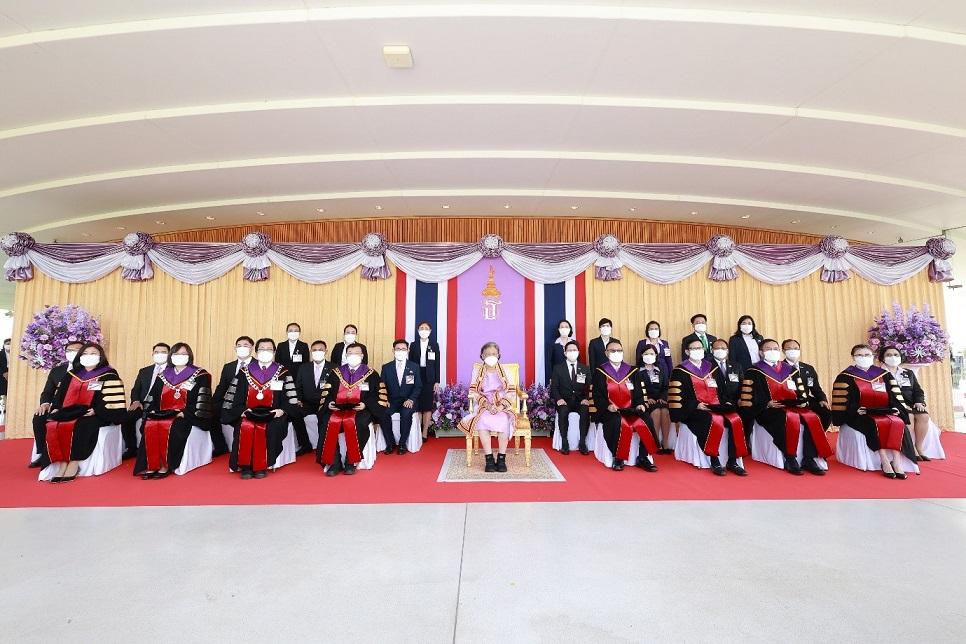 กรมสมเด็จพระเทพฯ พระราชทานปริญญาบัตร แก่ผู้สำเร็จการศึกษาสถาบันวิทยสิริเมธี