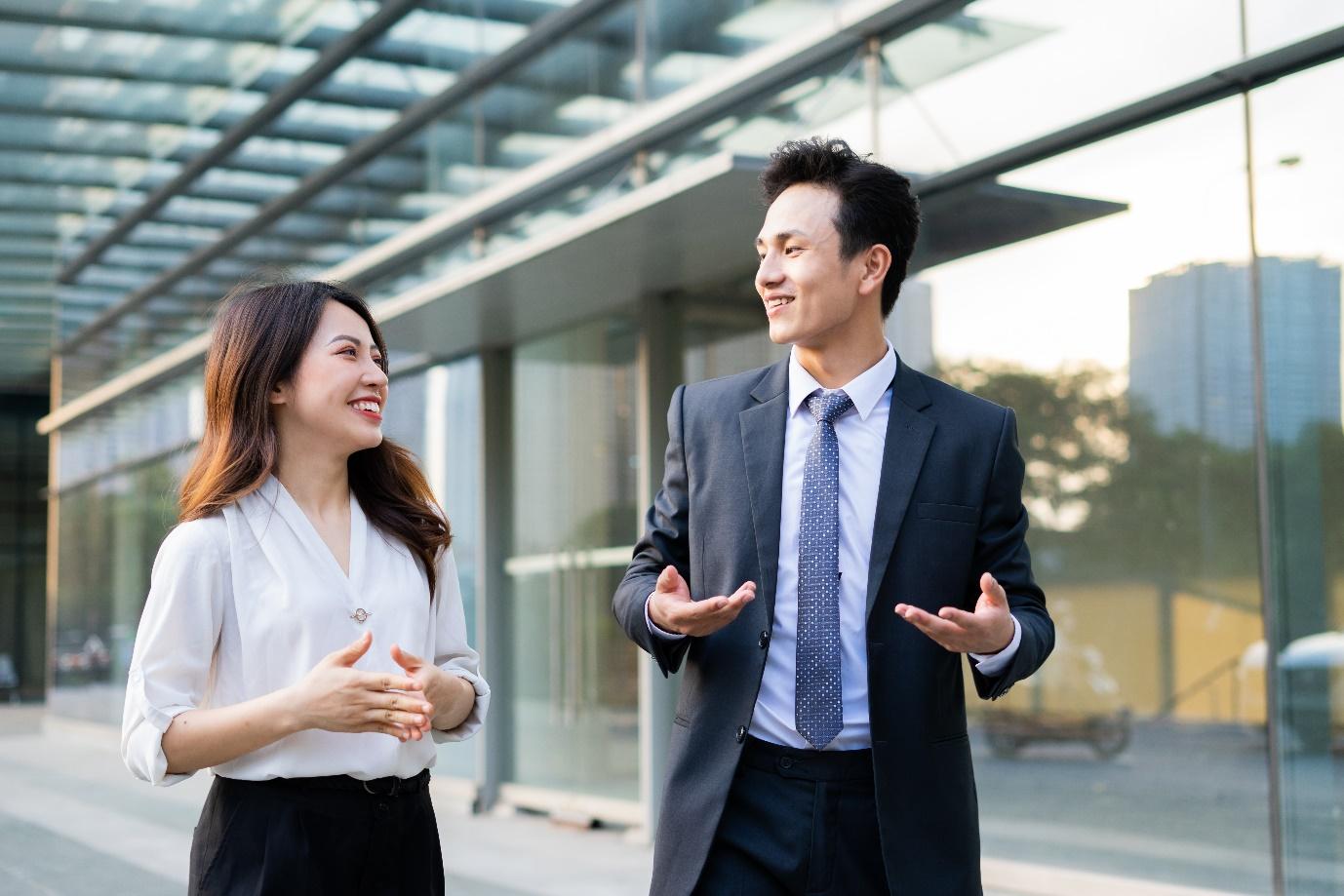 รู้จักเทคนิค Elevator Pitch สร้างโอกาสการขาย มัดใจนักลงทุนใน 30 วินาที
