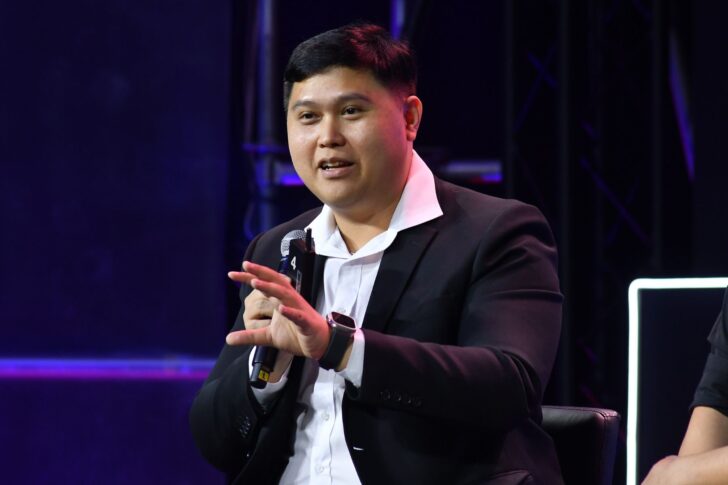 สุรนาม โทฟุซัง สุรนาม พานิชการ