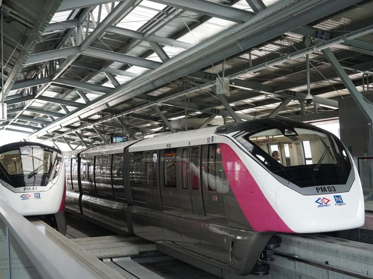 รถไฟฟ้าสายสีชมพู เตรียมเปิดให้นั่งฟรี ปลายเดือน พ.ย. นี้