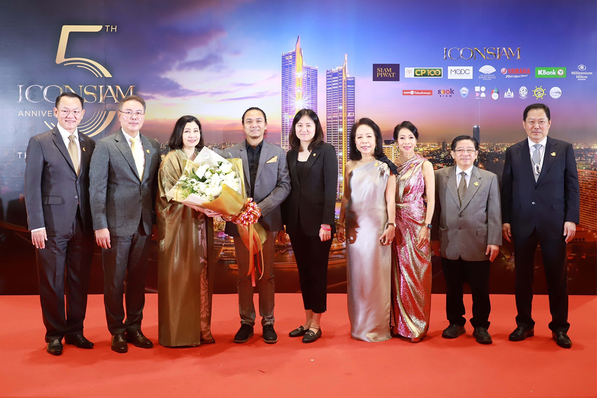 ยามาฮ่าร่วมฉลองครบรอบ 5 ปี ICON SIAM เอาใจนักช็อปแจก XMAX