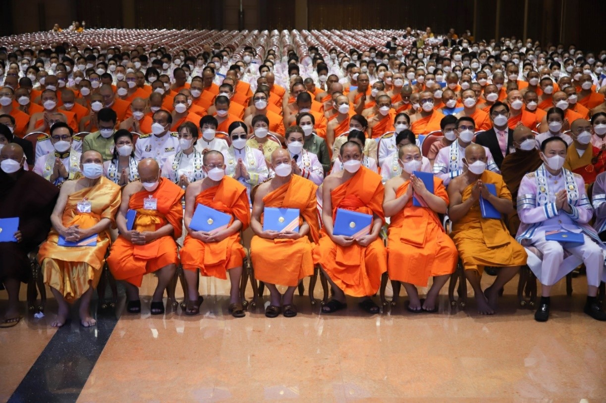 มจร จัดพิธีประสาทปริญญาทั้งบรรพชิตและคฤหัสถ์สำเร็จการศึกษา
