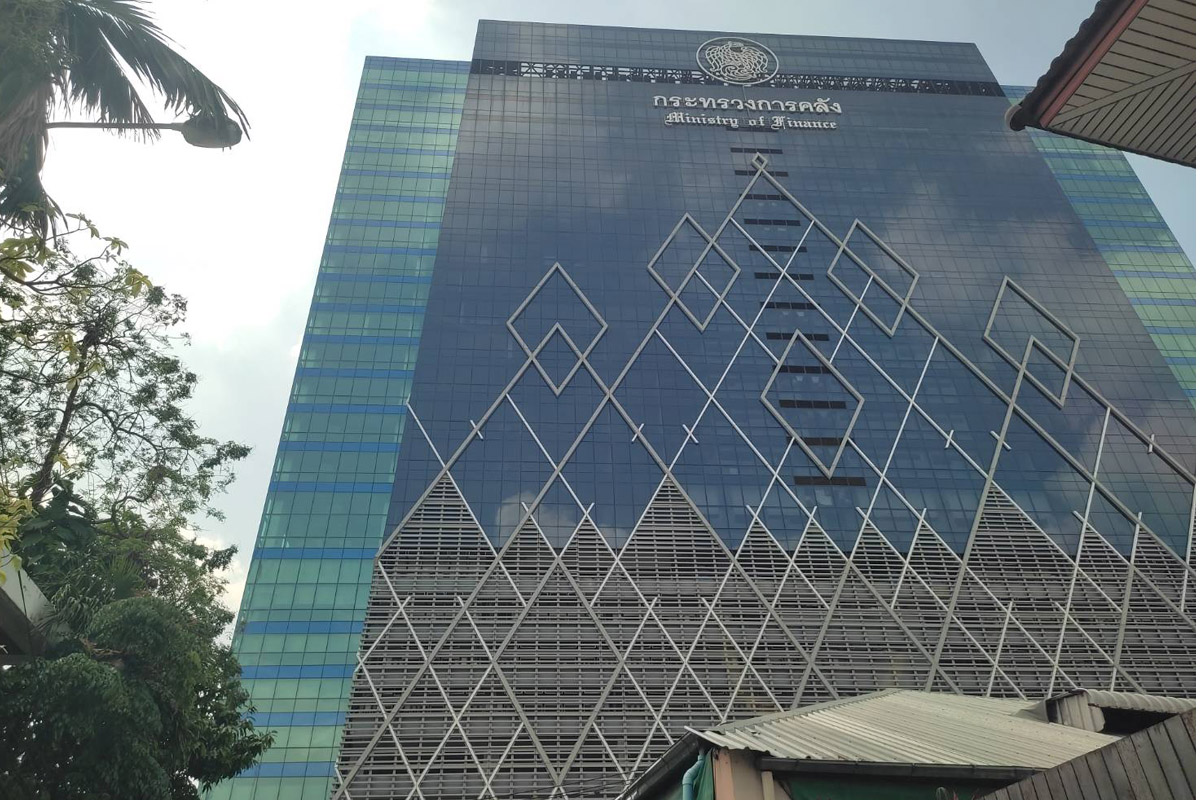 เช็กสถานการณ์ “การคลัง” กระสุนรับมือปัจจัยเสี่ยงปี 2567