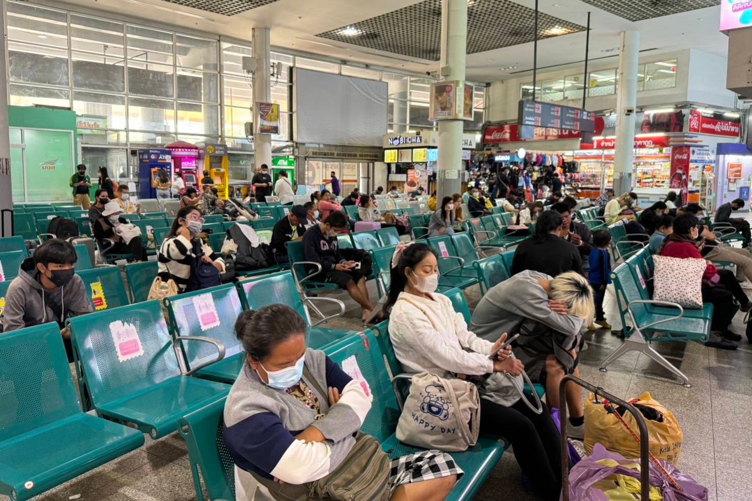 “สุริยะ” สั่งเตรียมพร้อมรับประชาชนกลับจากภูมิลำเนา ห้ามตกค้างเด็ดขาด