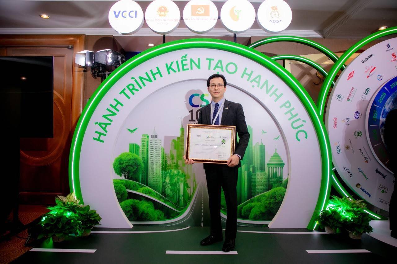 ซี.พี.เวียดนาม ติดอันดับ Top 100 สุดยอดองค์กรธุรกิจยั่งยืนต่อเนื่องเป็นปีที่ 8