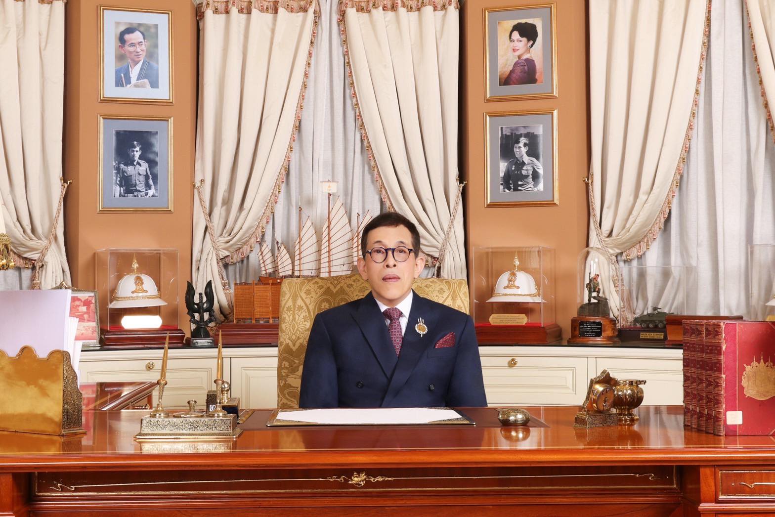 ในหลวง พระราชทานพรปีใหม่ 2567 เป็นขวัญและกำลังใจ แก่ปวงชนชาวไทย
