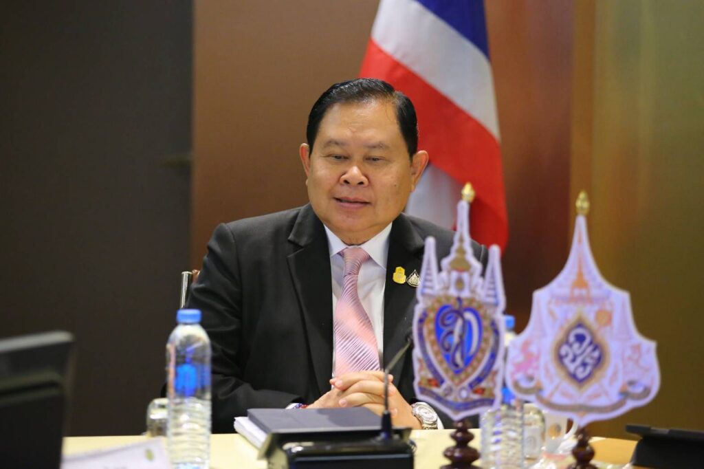 นายไชยา พรหมา