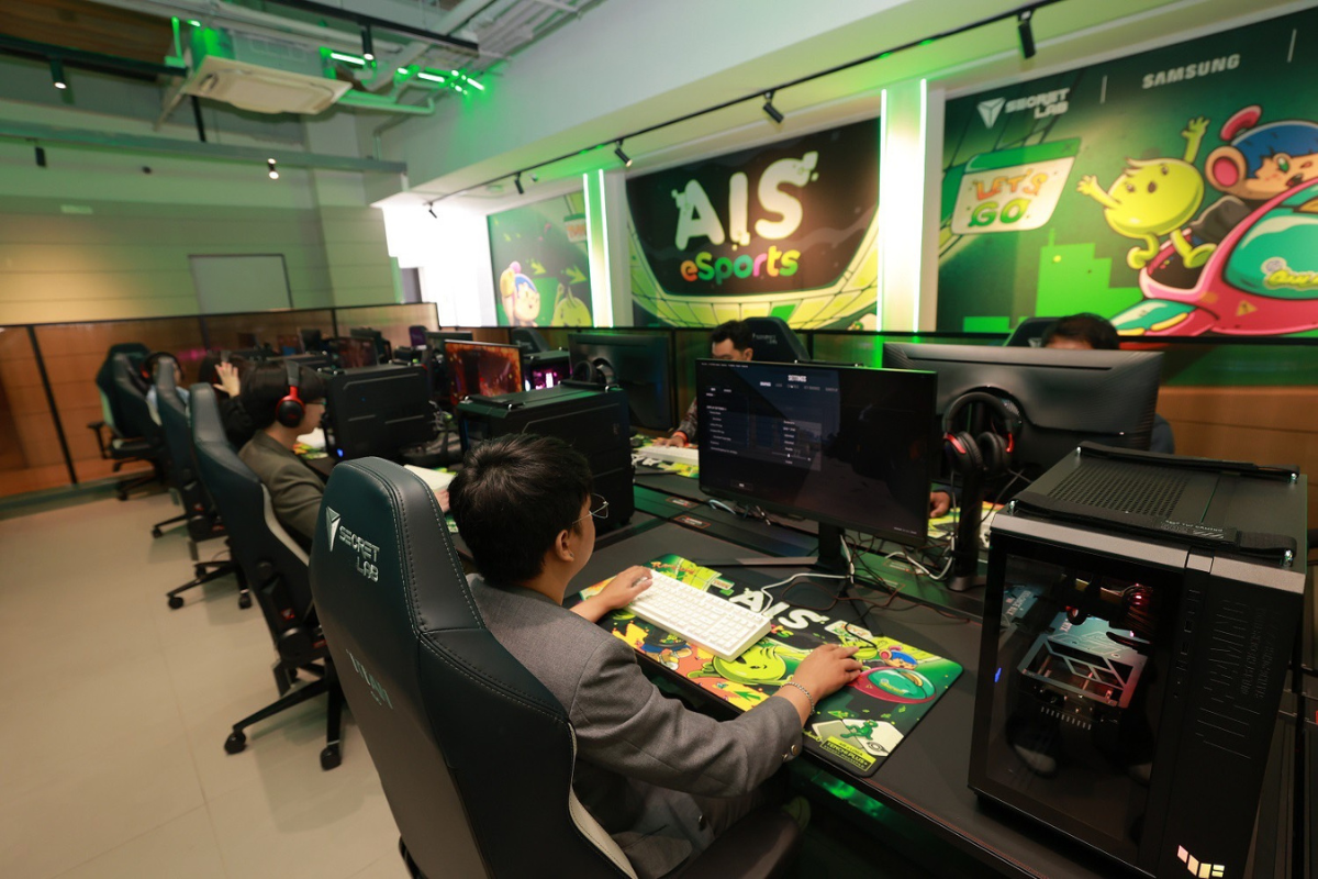 AIS เอาใจเกมเมอร์ เปิดคอมมิวนิตี้อีสปอร์ตใจกลางสยาม