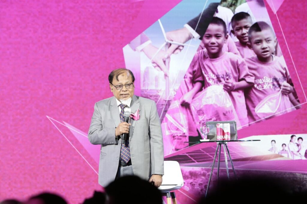 AKM Saiful Majid ประธานเจ้าหน้าที่บริหาร Grameen Bank จากประเทศบังคลาเทศ