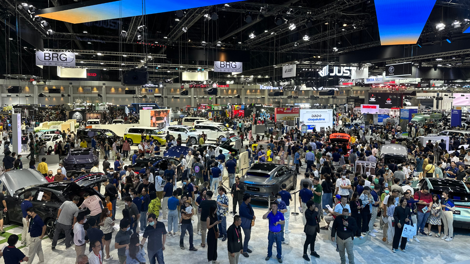 Motor Expo 2023 เม็ดเงินสะพัด 7.2 หมื่นล้าน ขายรถทะลุ 5.3 หมื่นคัน