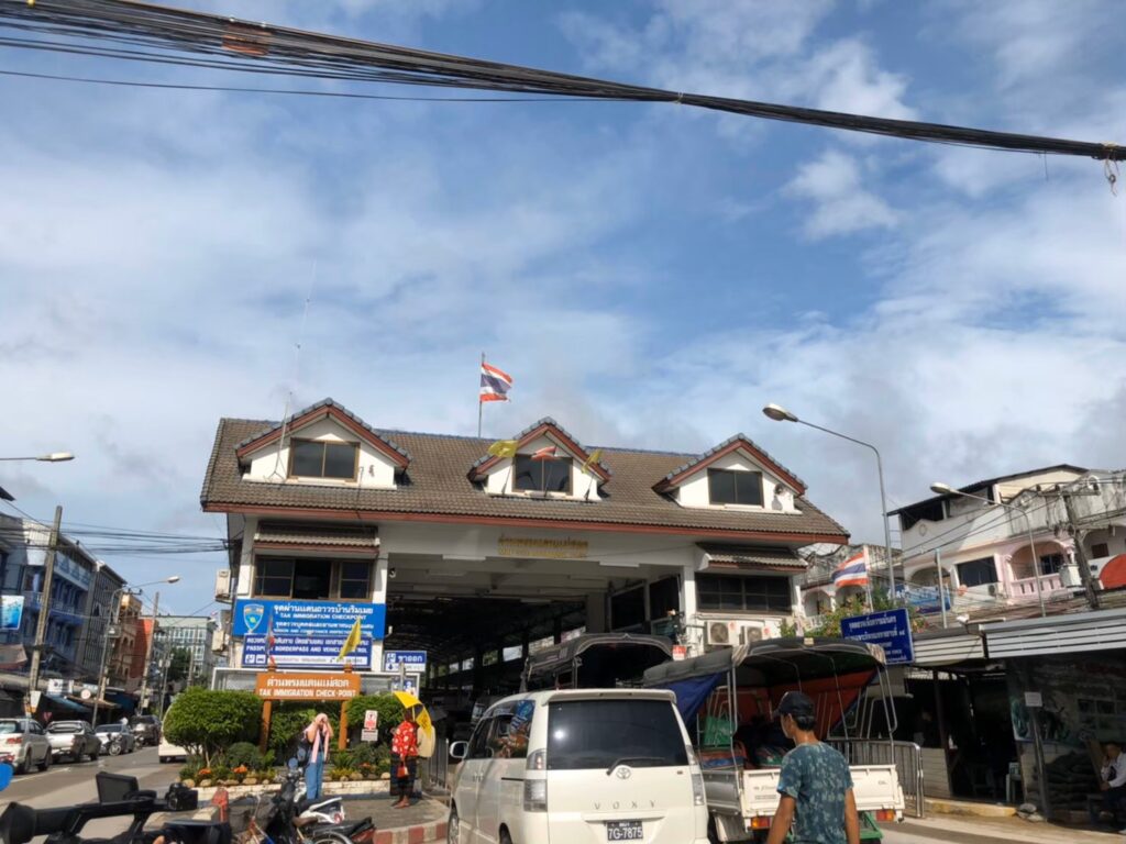 ค้าชายแดน-ผ่านแดนไทย