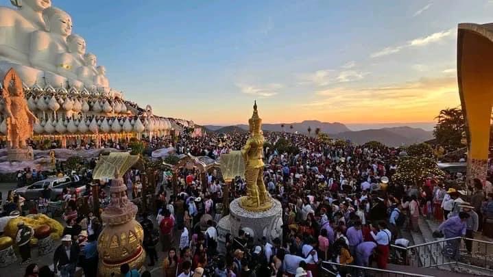 วัดพระธาตุผาซ่อนแก้ว