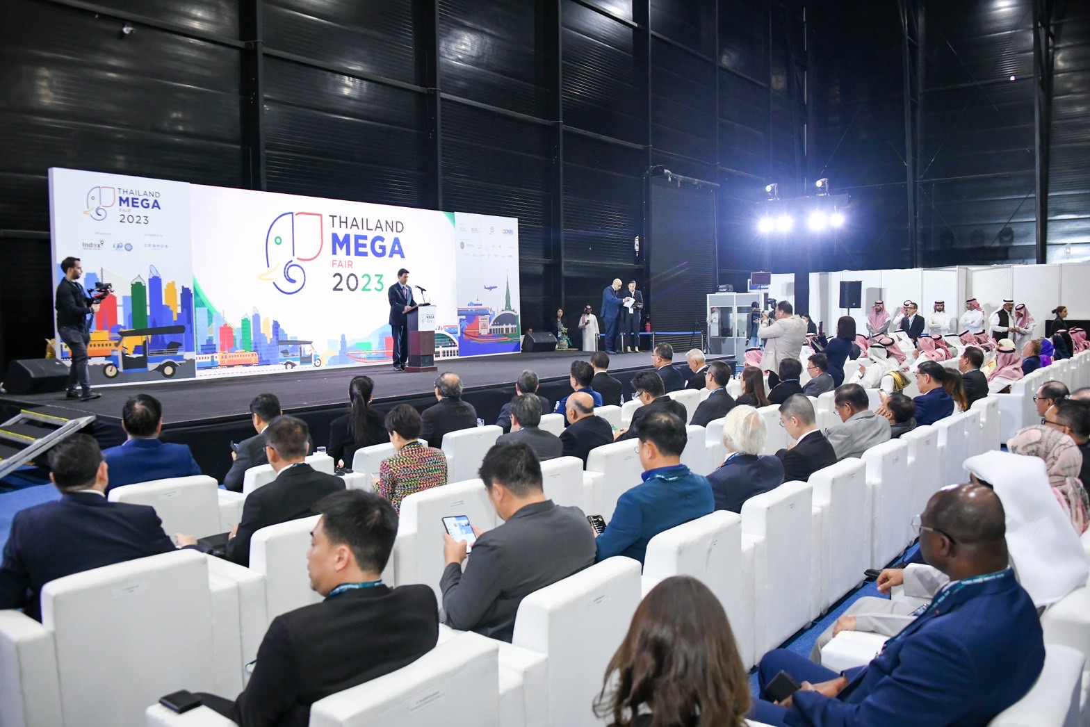 เปิดฉาก “Thailand Mega Fair 2023” 120 บริษัทไทยออกงานซาอุฯ ปานปรีย์หารือดันลงทุน